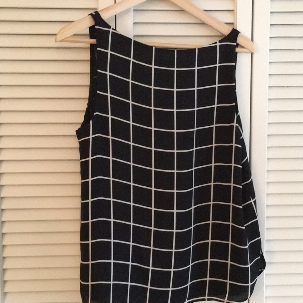 LOFT Tank Top - Picture 2 of 3